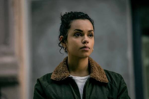 Podezření - Otázky důvěry - Z filmu - Georgina Campbell