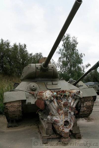 T-34/85 : Sovětský svaz (SOV)