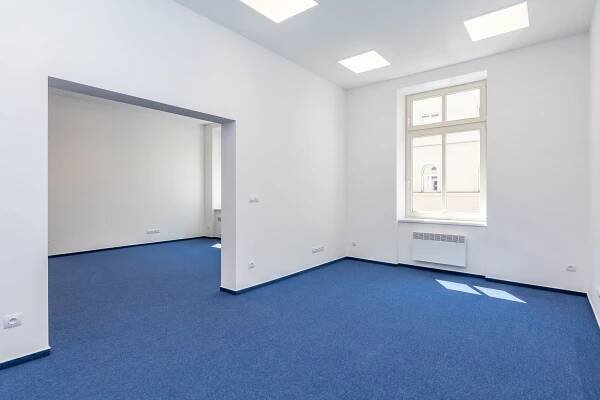 Pronajato - Kancelářský prostor 77 m² | Reality Josef Vencovský