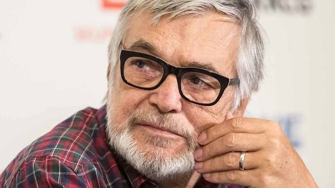 Jiří Bartoška získal za roli ve filmu Teorie tygra nominaci na cenu Český lev v kategorii Nejlepší herec.