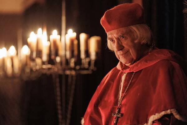 5. Jonathan Pryce as Cardinal Wolsey in Wolf Hall: The Mirror and the Light coming to BBC One and iPlayer.jpg