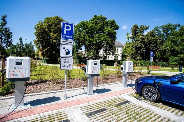 Frýdek-Místek má další dobíjecí stanici pro elektromobily