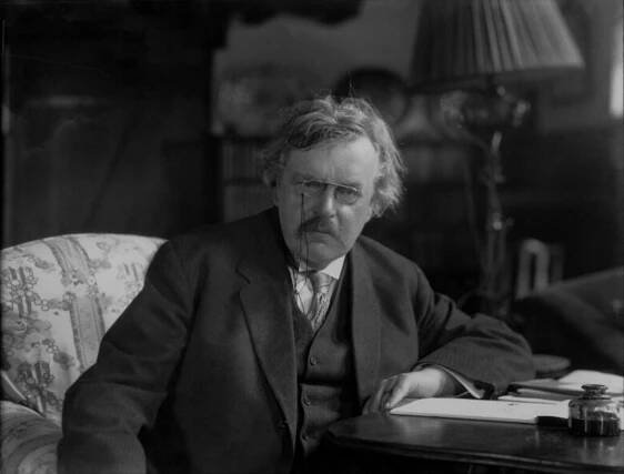Dnes si pripomíname 150. výročie narodenia Gilberta K. Chestertona, jedného z najznámejších moderných apologétov katolíckej