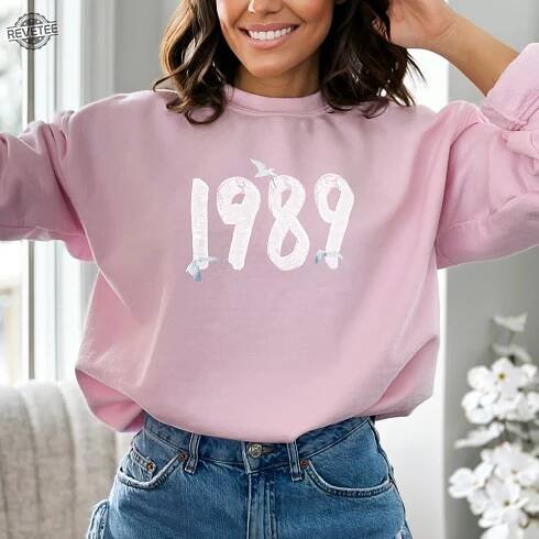 "Get Trendy with Exquisite Rod Wave and Taylor Swift Shirts" 6