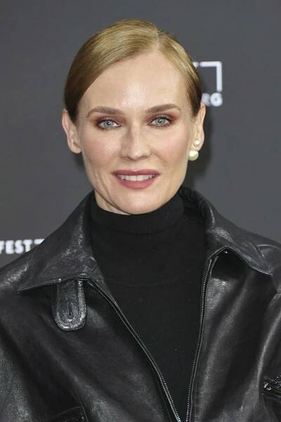 Hvězda Troji Diane Krugerová: Úplně nahá! V novém thrilleru