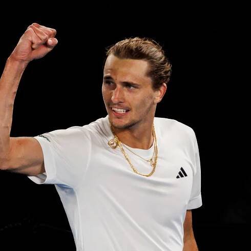 Alexander Zverev downs Carlos Alcaraz to reach Australian Open semi-finals