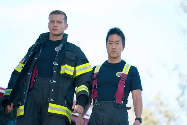 Záchranáři L. A. - Pod tlakem - Z filmu - Oliver Stark, Kenneth Choi