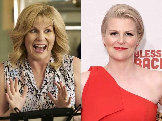 Jennifer RObertson as Jocelyn Schitt on Schitt's Creek