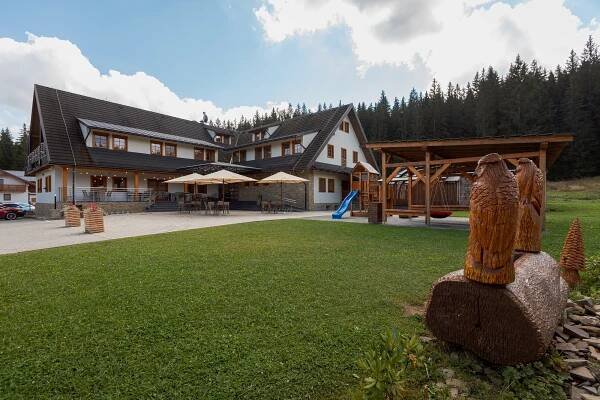 Pobyt v rodinnom penzióne Orava Village v Oravskej Lesnej s polpenziou a wellness