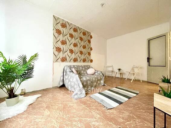 Pronájem byty 3+1, 68 m2 - Most - Keller Williams