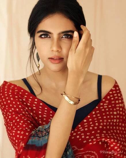 44+ Cute Photos of Kalyani Priyadarshan - Filmi tamasha
