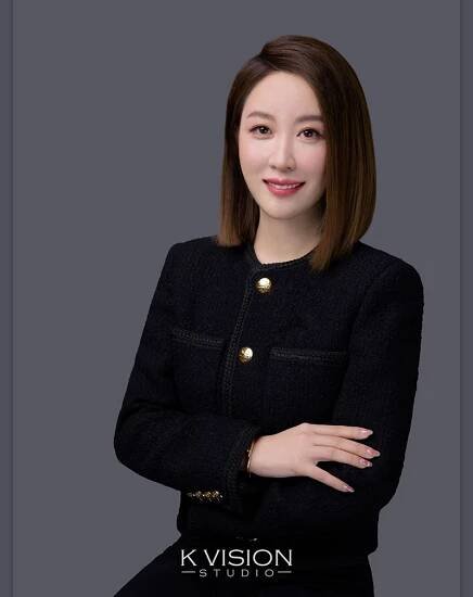 Self-Branding Package - Sydney Headshot