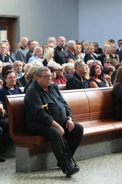 Jiří Krampol (85): Vážná omluva z pohřbu kamaráda!