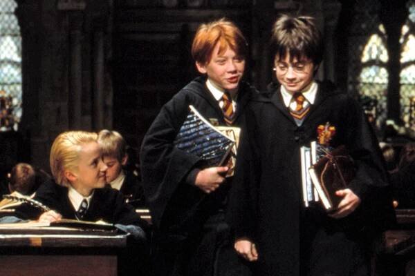 HARRY POTTER AND THE SORCERER'S STONE