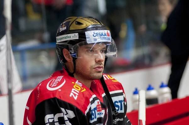 Teddy Da Costa se po zranění vrací do sestavy, Roman Tomas v klubu končí