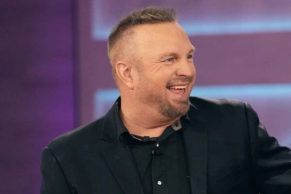 Garth Brooks Tipped His Hat When Meeting a Baby Named After Him: "It Is a Pleasure"