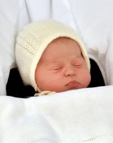 Je to holčička! Vévodkyně Kate porodila, Británie slaví