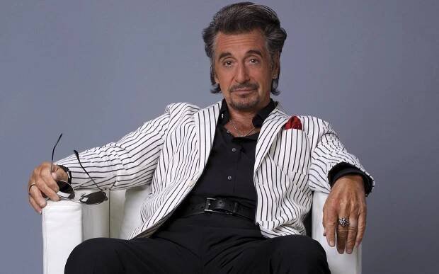 Premiéry: Al Pacino jako stárnoucí rocker i černá komedie Slepá