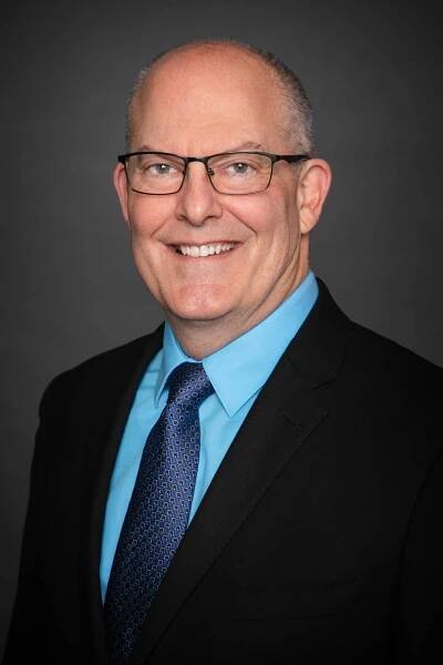 Robert Farwell – Financial Advisor