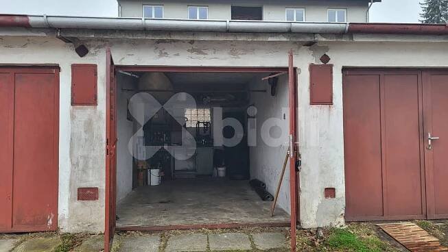 Pronájem, garáž 18m2, V Úvoze, Velešín - Pronájem garáže 16 m², Čs. armády, Příbram - Příbram IV