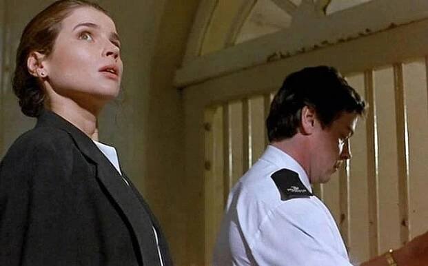 Julia Ormond
