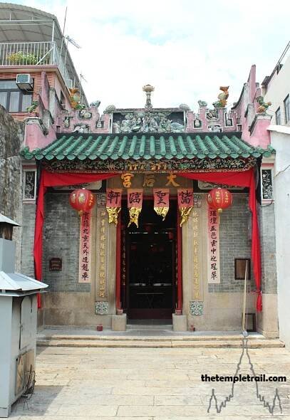 Peng Chau Tin Hau Temple