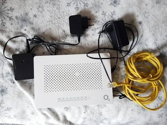 Router ZTE ZXHN H267A + Externí anténa O2 - TV - Televize