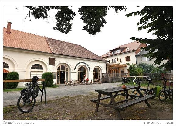 Přátelský pivovar Malešov - Pivníci.cz
