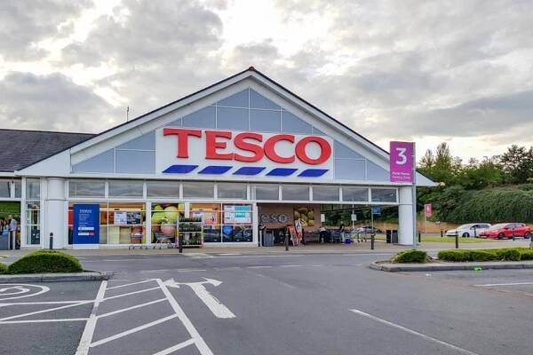Tesco ruší papírové letáky. Ne všem zákazníkům je to po chuti - AAzdraví.cz
