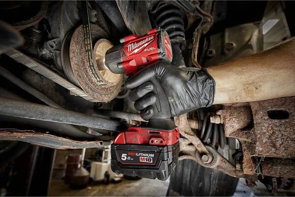 Milwaukee M18 FMTIW2F38 4933479153 bez aku + kufr