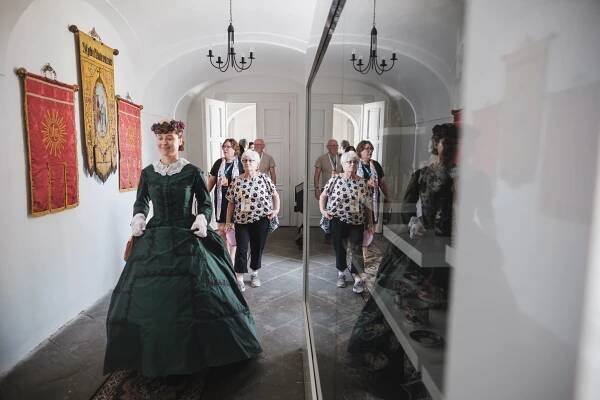 Po představení expozic Mendelova muzea následovala cesta do roku 1867.
