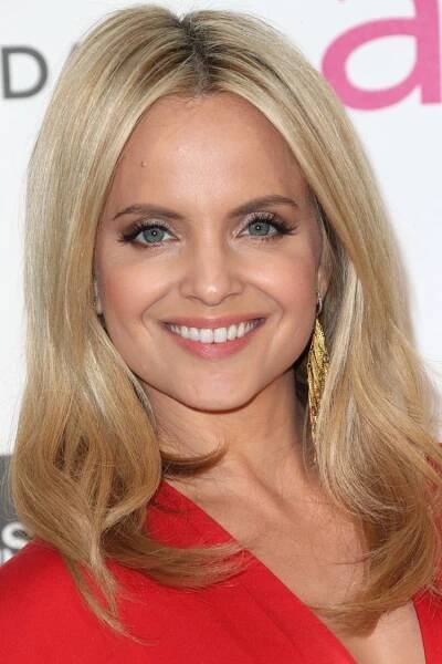 Mena Suvari