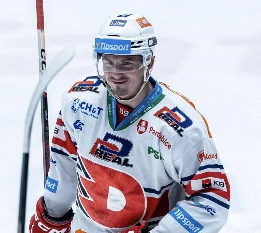 Indiáni padli. Mandátův hattrick rozhodl o desáté výhře Dynama v řadě
