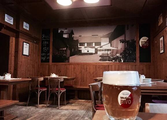 Restaurant dalešického pivovaru BETLÉM v Černých Polích