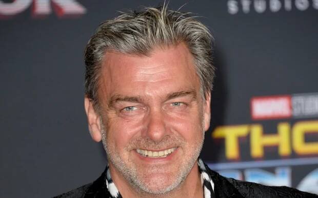 Galerie: Zemřel britský herec Ray Stevenson, známý z filmů o Thorovi - Galerie - Echo24.cz