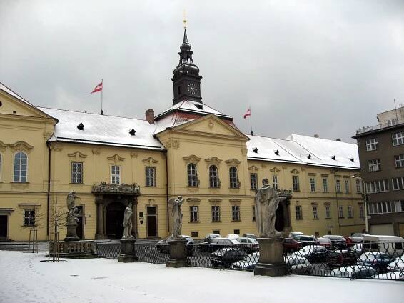 Soubor:Brno, Nová radnice.jpg – Wikipedie