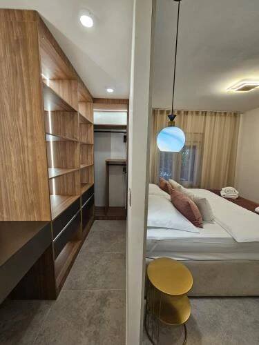 Postel nebo postele na pokoji v ubytování Luxury Apartment Ane