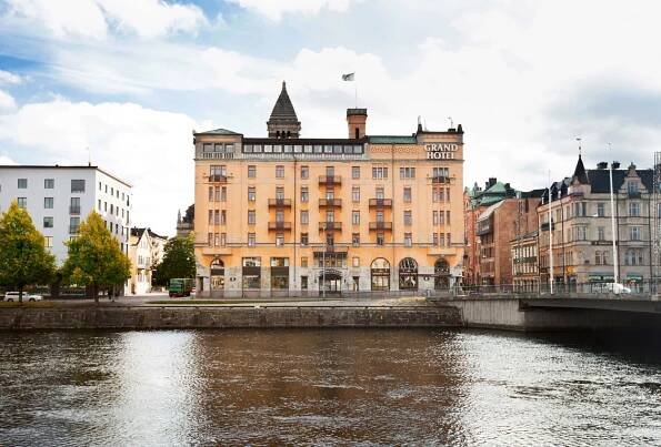 Norrkoping Grand Hotel Riverside View Wallpaper