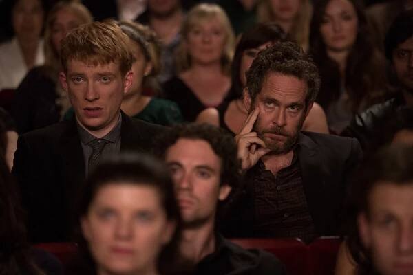 Lásky čas - Z filmu - Domhnall Gleeson, Tom Hollander