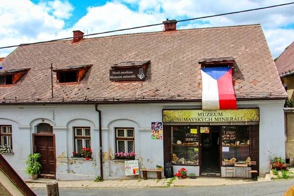 Fotky - Muzeum šumavských minerálů, Velhartice 59 - 06.07.2016