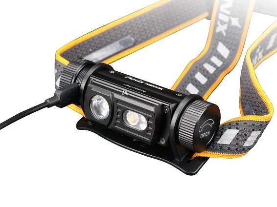 Dobíjecí čelovka Fenix HM60R
