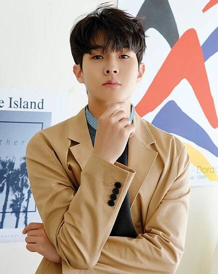Choi Woo-Sik-1990-p1.jpg