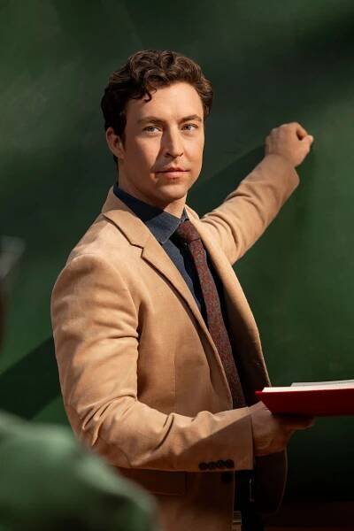 “English Teacher” Is an After-School Special with Edge
