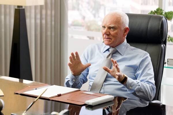 Franklin a Bash - Jango and Rossi - Z filmu - Malcolm McDowell