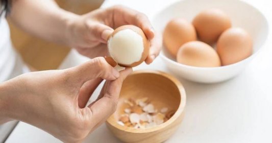 Jak chytře využít vaječné skořápky: Hodí se nejen v domácnosti, ale i na zahradě