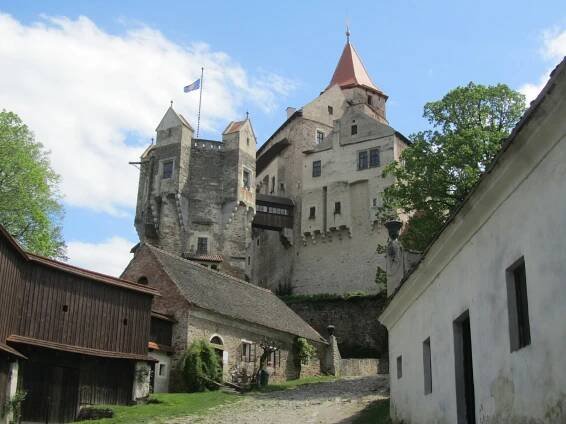 Hrad Pernštejn - region Brno