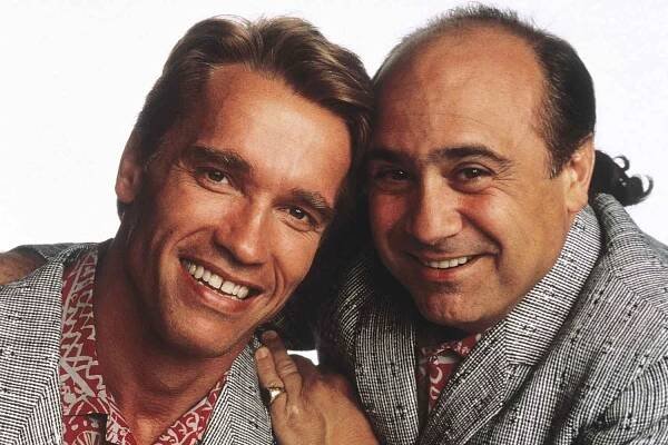Editorial usea 1988 Director: Ivan Reitman Universal USA Film Portrait Jumeaux
