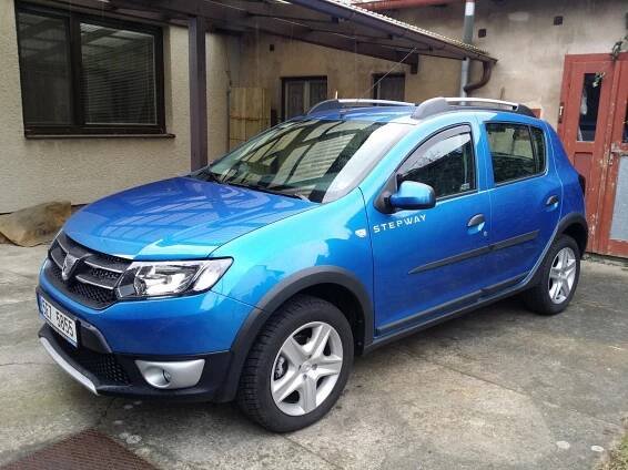 2016 Dacia Sandero II B8 Stepway benzín 66 kW 140 Nm - Servisní knížka