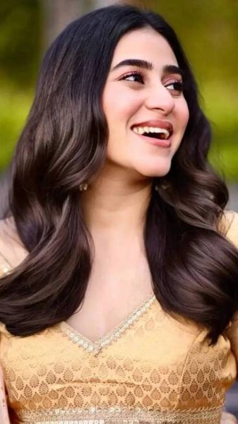 Ridhima ghosh turns heads with her glossy graceful hair