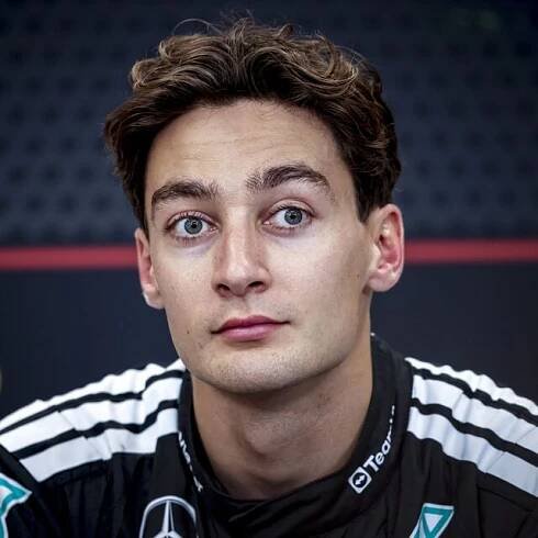 George Russell weighs in on Mercedes contract delay after turning down Toto Wolff offer